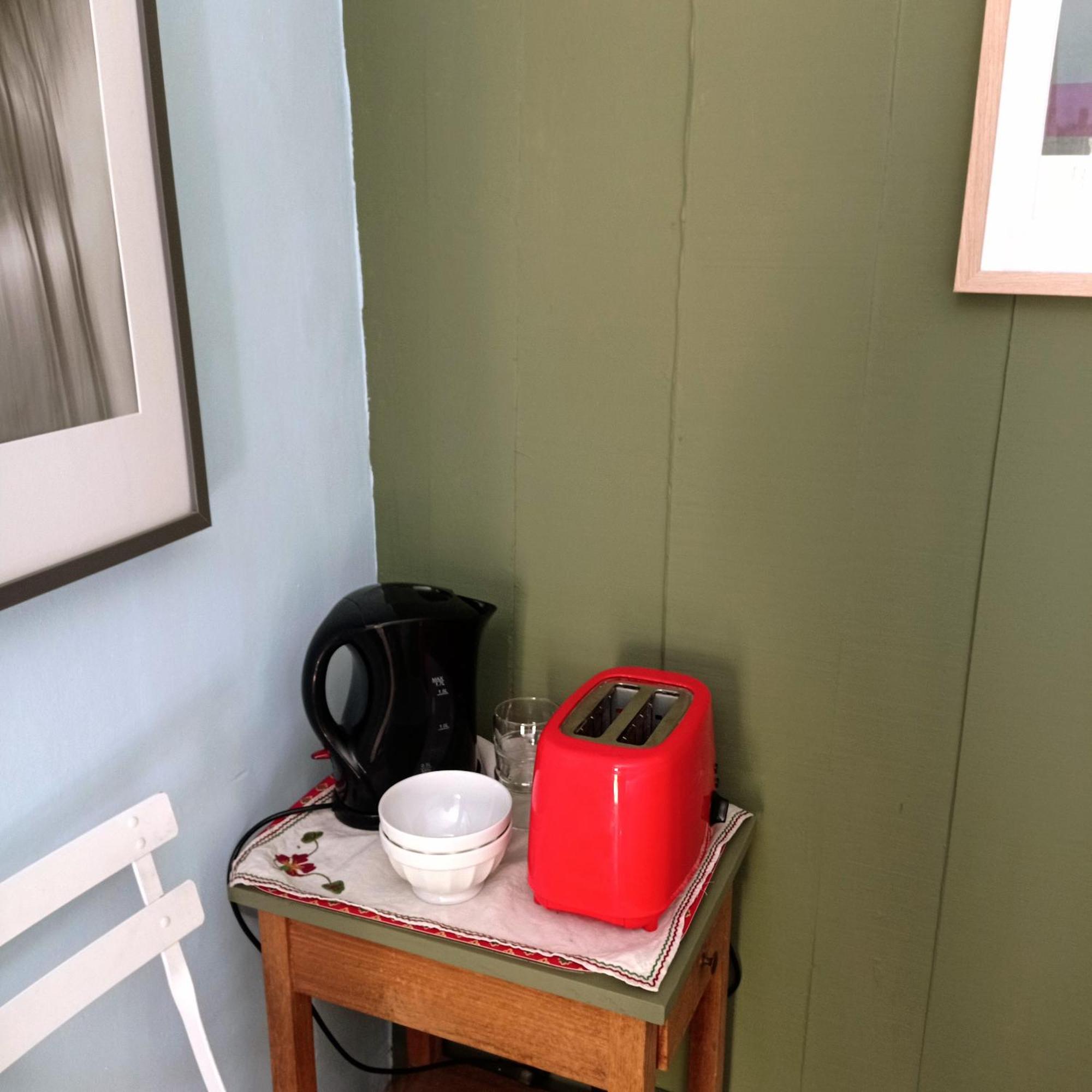 Bargème La Fontaine Bed & Breakfast 部屋 写真