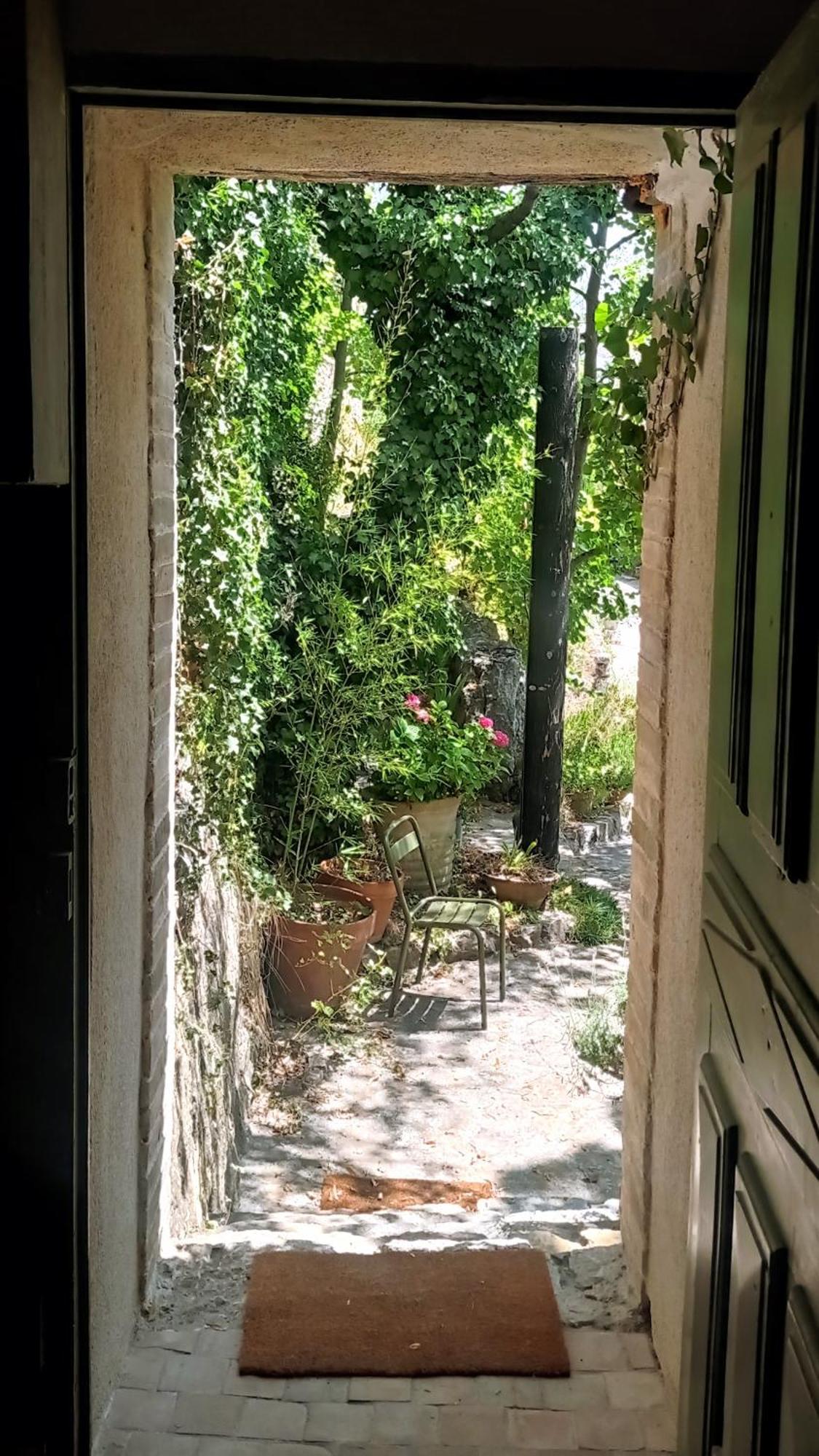 Bargème La Fontaine Bed & Breakfast 部屋 写真