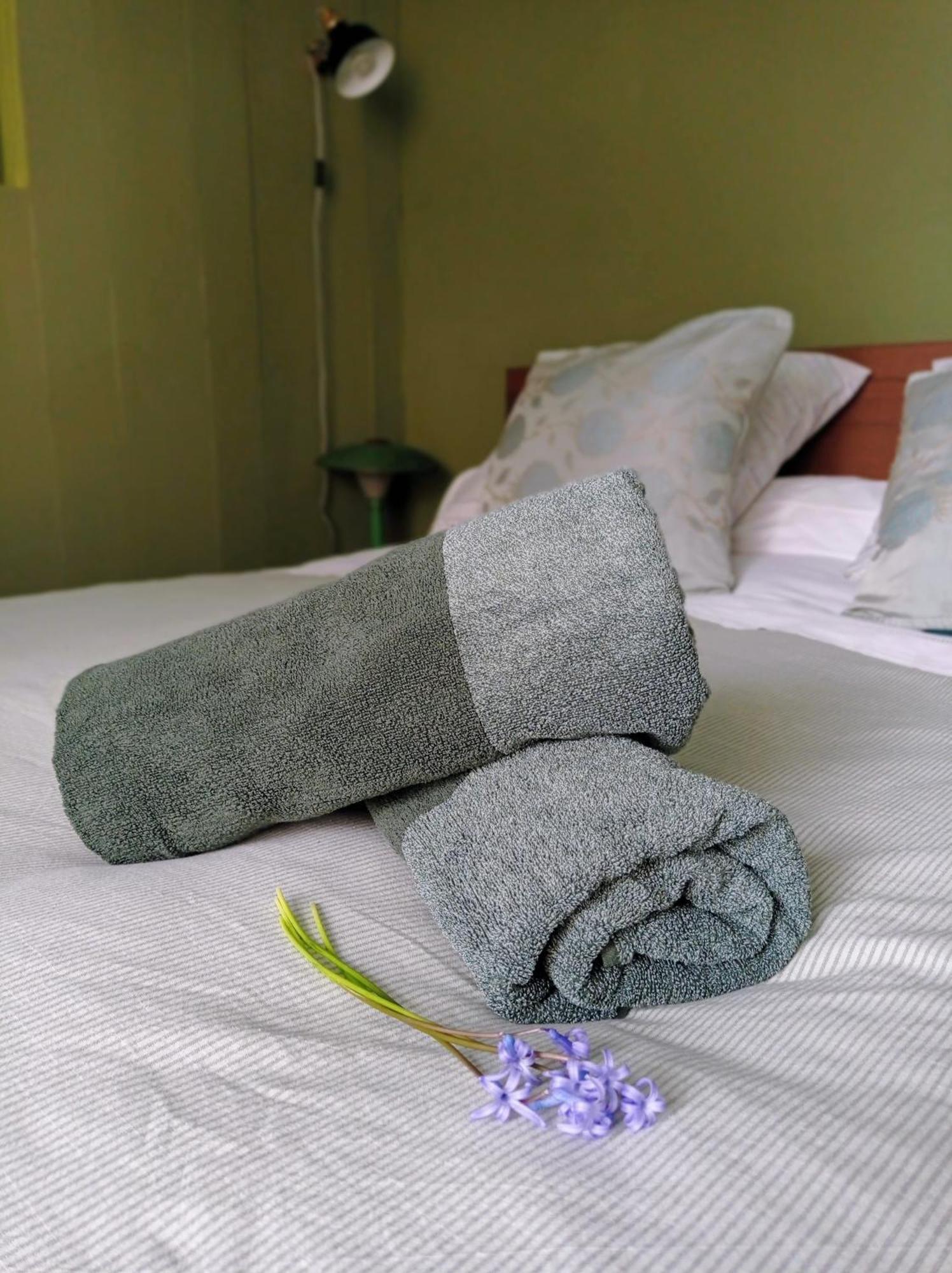 Bargème La Fontaine Bed & Breakfast 部屋 写真