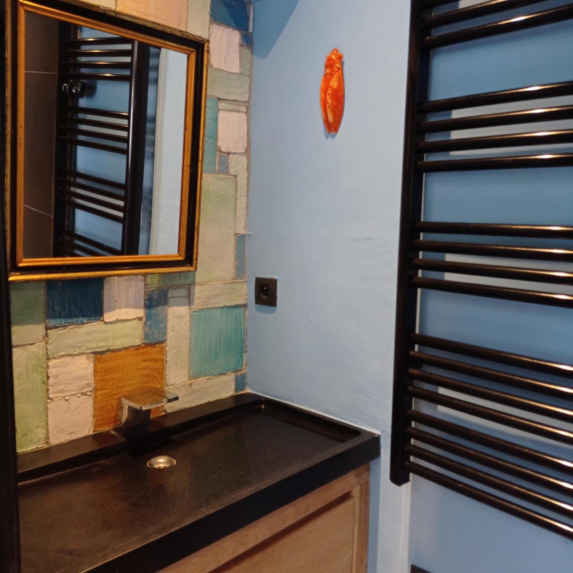 Bargème La Fontaine Bed & Breakfast 部屋 写真